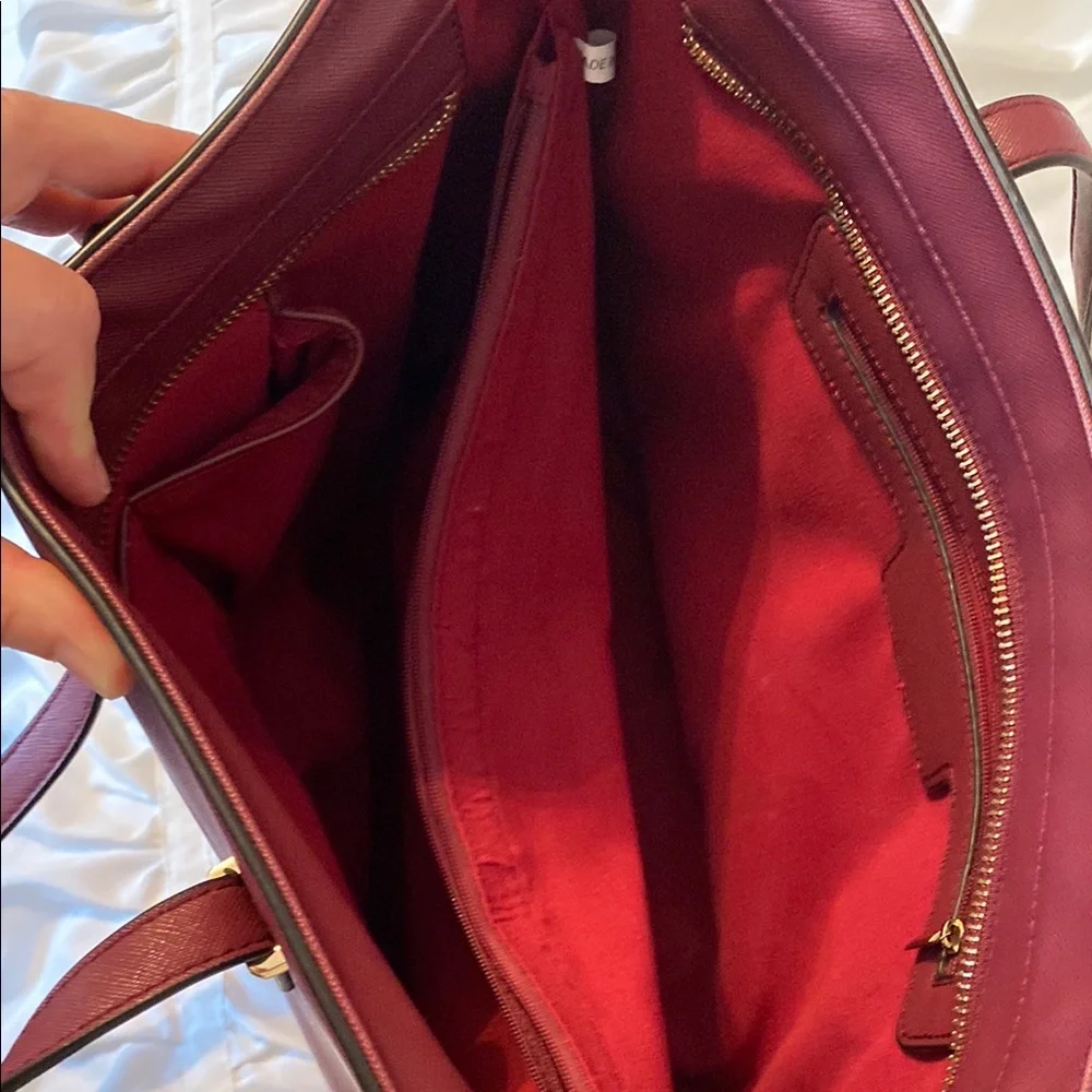 Target Tote Bag with Structured Design - Picture 7 of 7